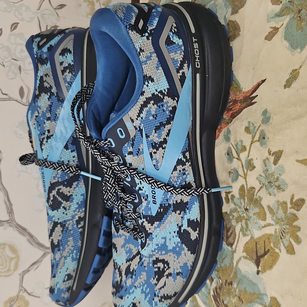 Brooks GHOST Vibrant Blue Camouflage Sneakers MENS SIZE 9.5 OR WOMEN 11 - Picture 6 of 12